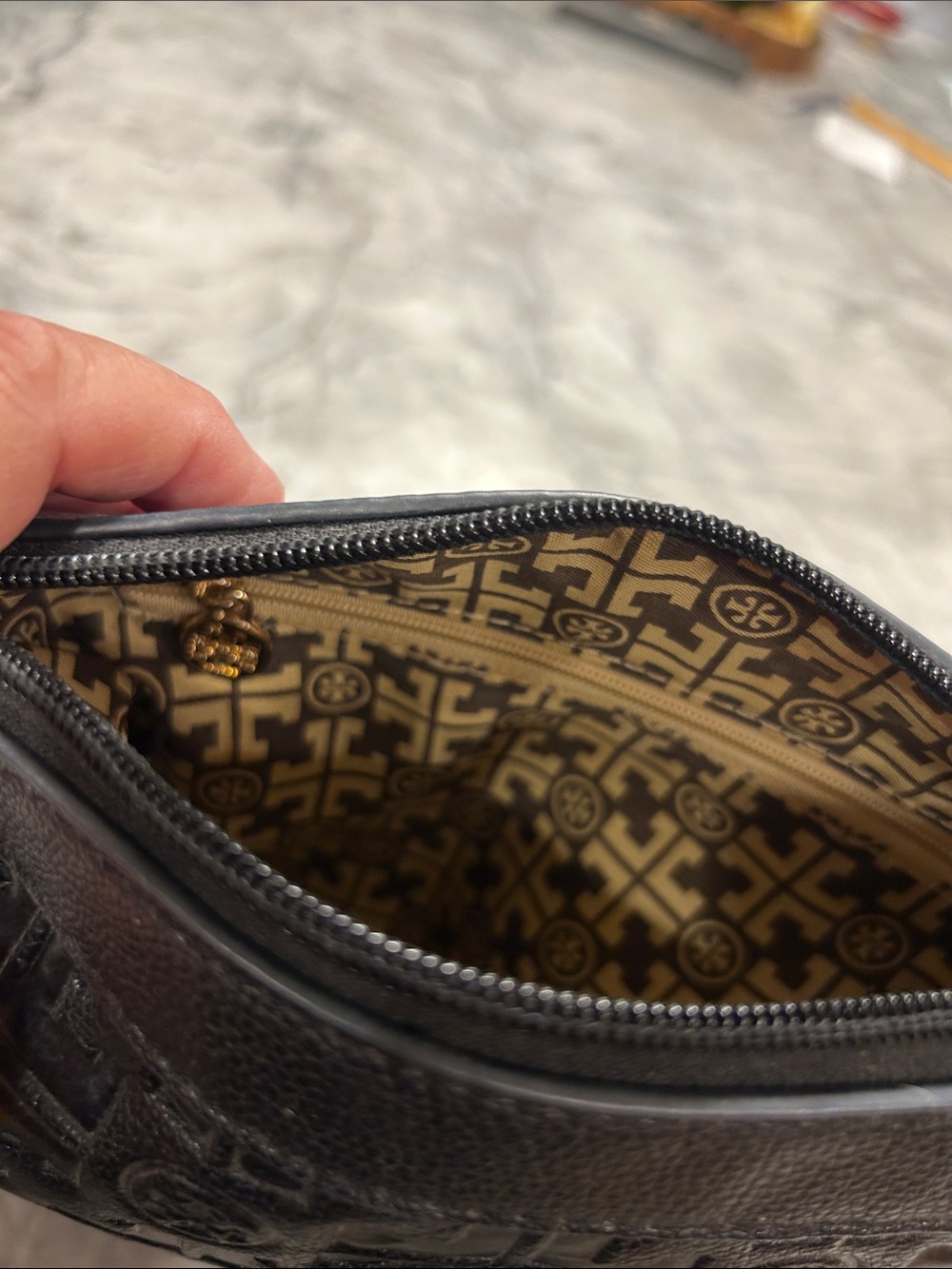 Tory Burch Black embossed leather Logo Pouch with Gold Tory Burch logo Accent. - Picture 5 of 12